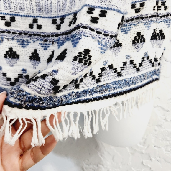 4x$25 DREN tribal bohemian  top size small - Picture 3 of 10